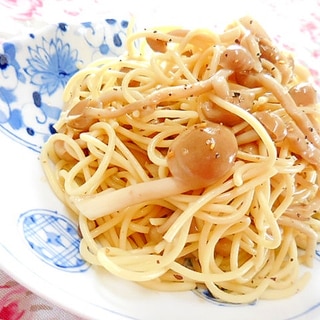 バター醤油de❤ブナシメジだけのパスタ❤